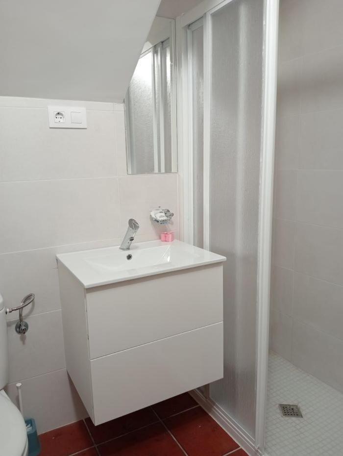 Peregrinos Apartamentos La Piedra La Comodidad Del Hogar ナヘラ エクステリア 写真